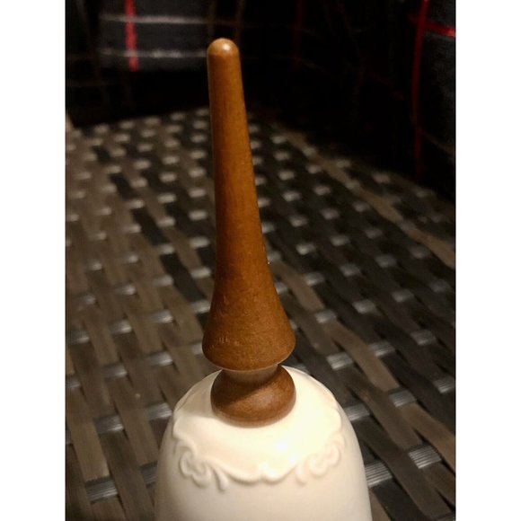 Vintage M.J. Hummel "Wayside Harmony" Porcelain Bell w/Wooden Handle - Picture 4 of 8